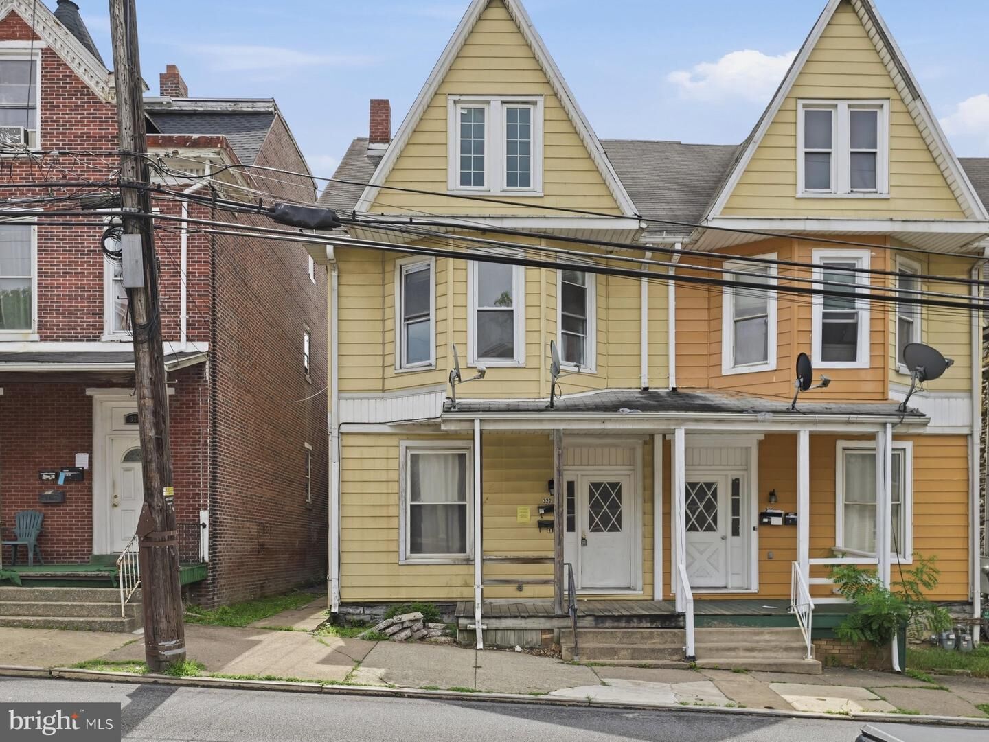 Property Photo: 322 Pine Street PA 17113