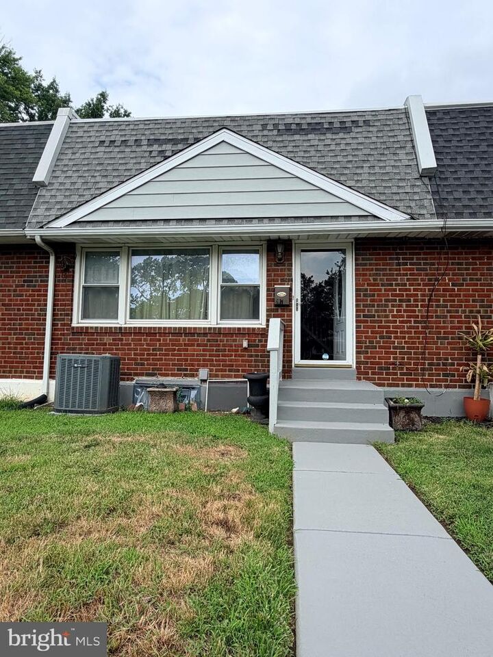 Property Photo: 107 Wiltshire Road DE 19703