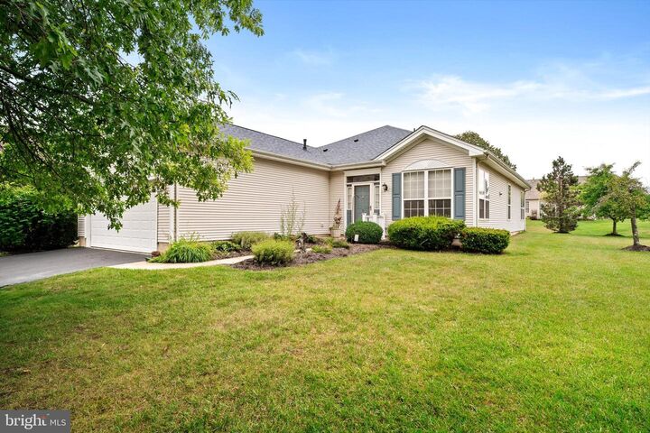 Property Photo:  5 Ellington Drive  NJ 08022 
