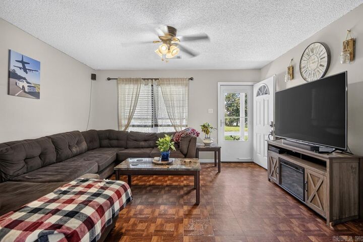 Property Photo:  35 Burns Drive  AR 72023 