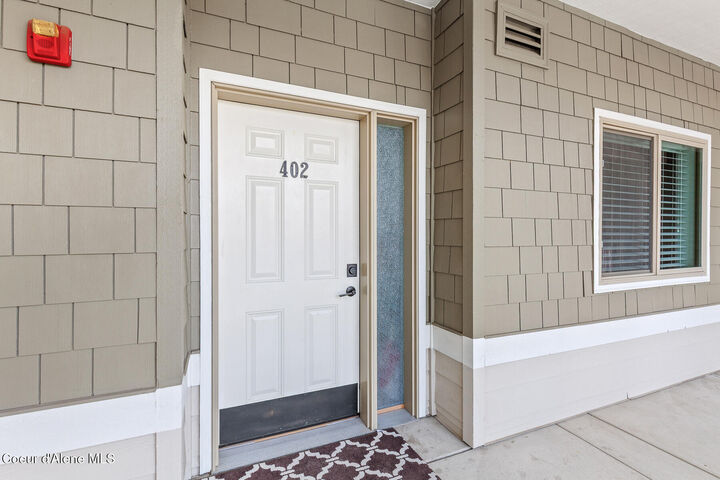 Property Photo:  355 W Waterside Dr #402  ID 83854 