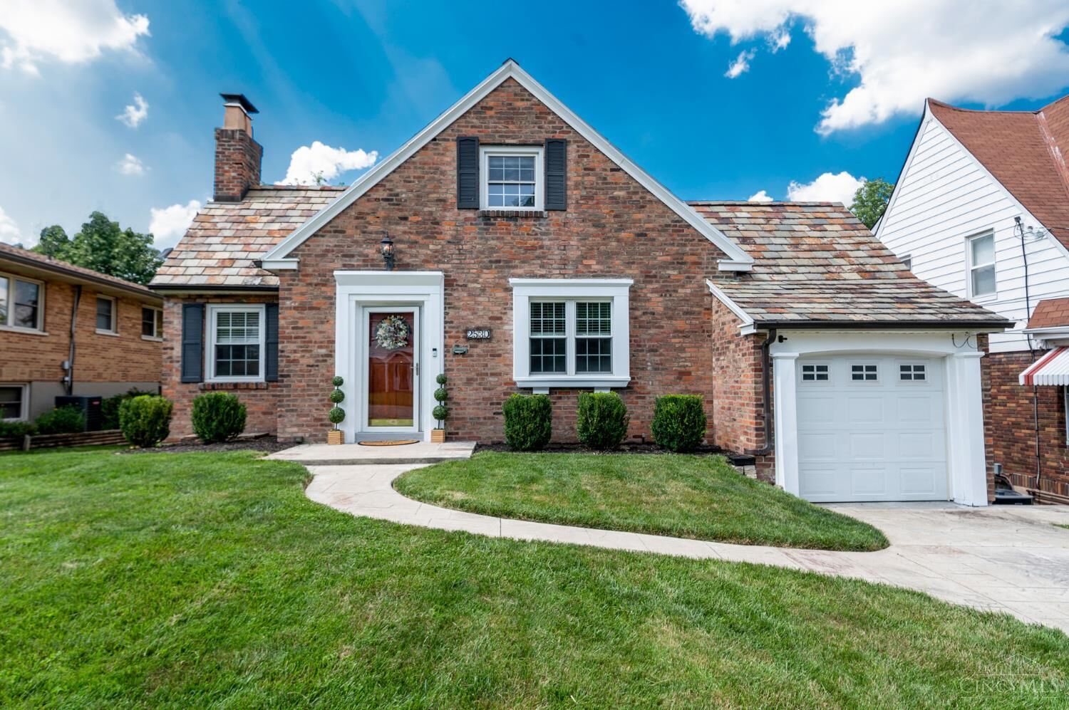Property Photo:  2530 Moundview Drive  OH 45212 