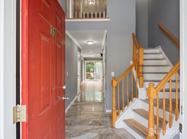 Property Photo:  10 Dina Lane  NJ 08873 