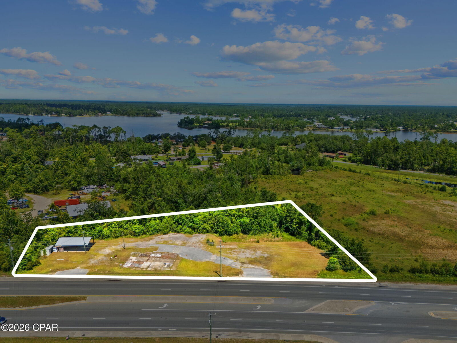 Property Photo: 6937 Florida 77 FL 32409