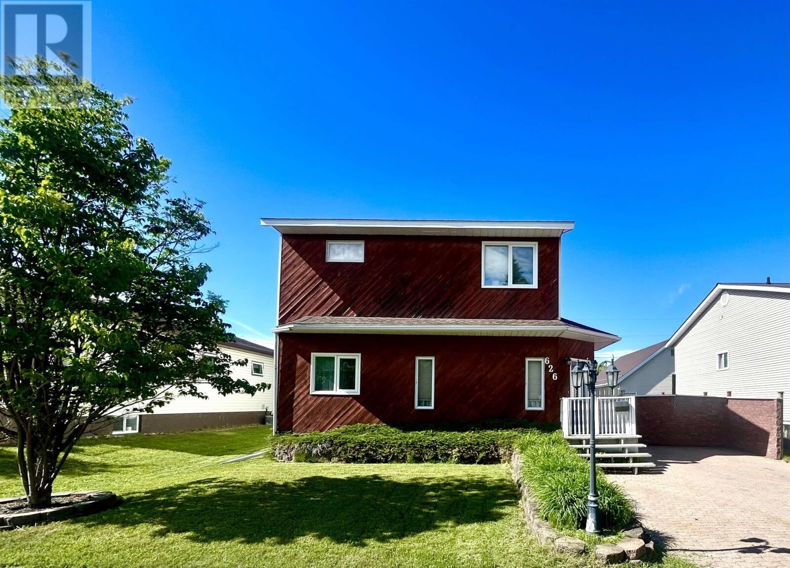 Property Photo:  626 Second Street West  ON P9A 2Z8 