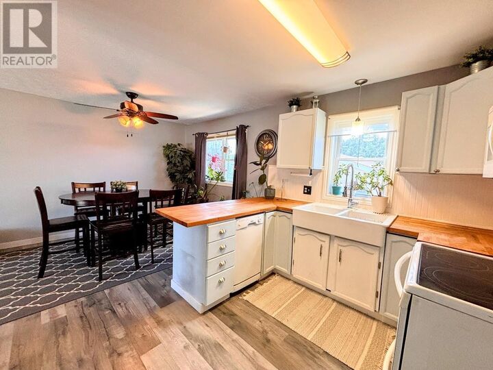 Property Photo:  14 Wendego St  ON P0T 2C0 