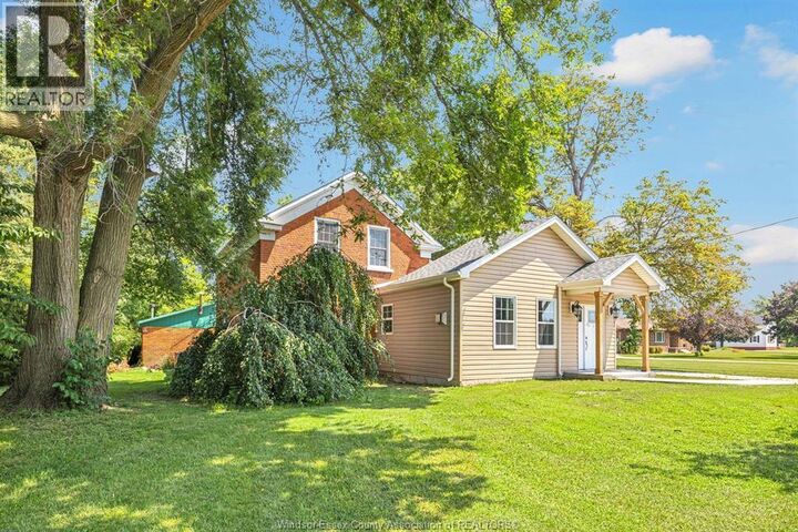 Property Photo:  458 County Rd 34 West  ON N8M 2X5 