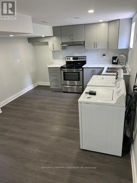 Property Photo:  556 Sherin Drive  ON L6L 4J8 