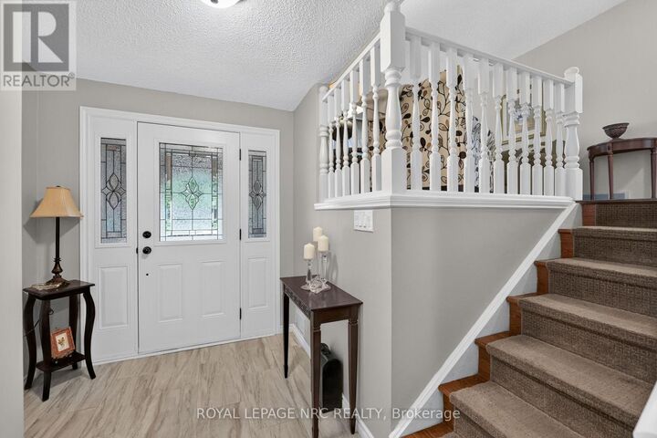Property Photo:  22 Jeanette Drive  ON L2N 6M4 