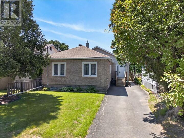 Property Photo: 663 Whittaker Street ON P3E 4A9