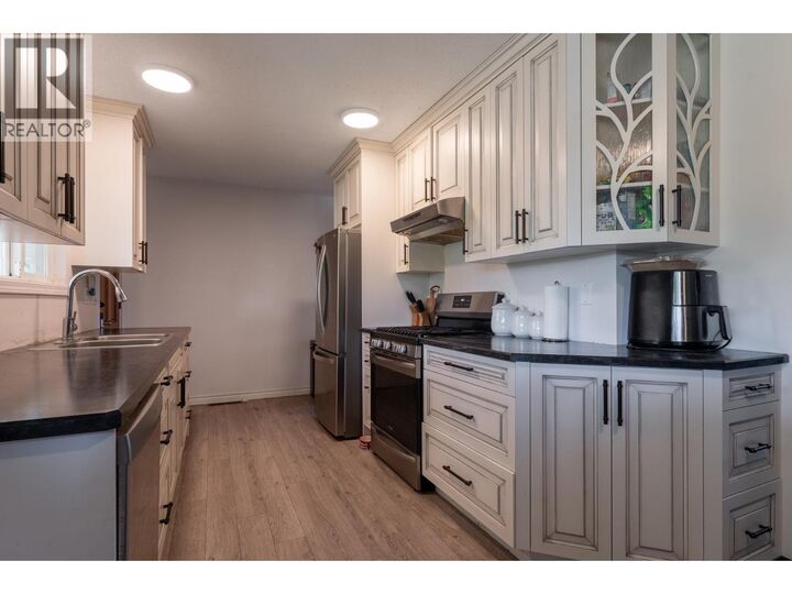 Property Photo: 500 Mallach Road BC V1X 2W8