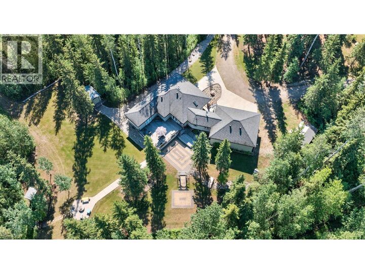 Property Photo: 5242 Lebell Road BC V1G 0J4