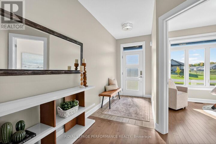 Property Photo:  167 Roxanne Street  ON K0A 1N0 