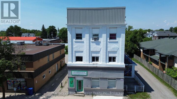 Property Photo: 173 King Street ON P2B 1R6