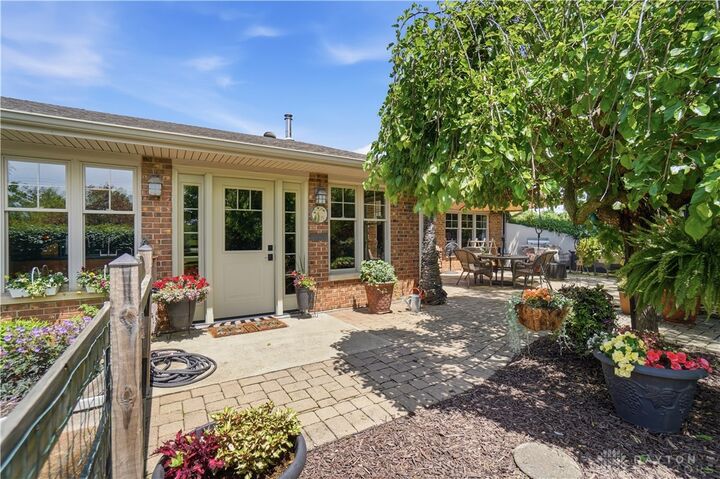 Property Photo:  660 W Lytle 5 Points Road  OH 45066 