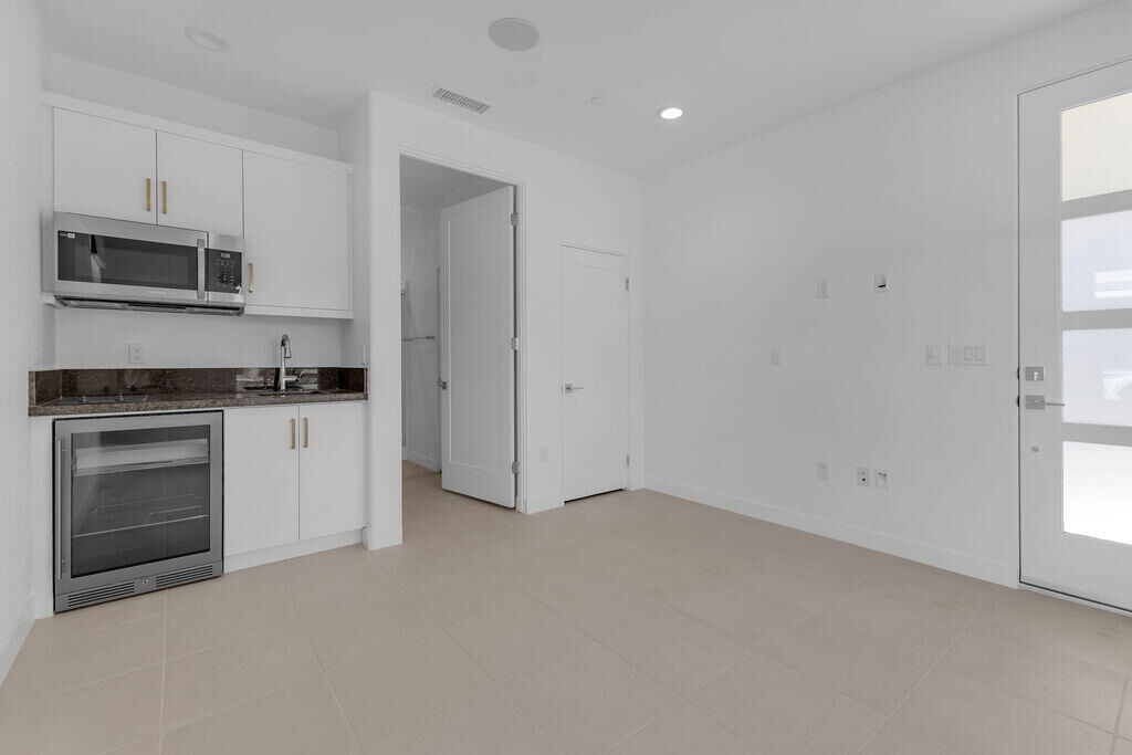 Property Photo:  74236 Dexter Street A  CA 92211 