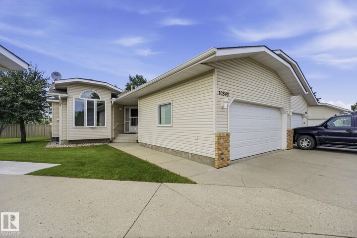 Property Photo: 10840 25 Avenue NW AB T5J 6N5