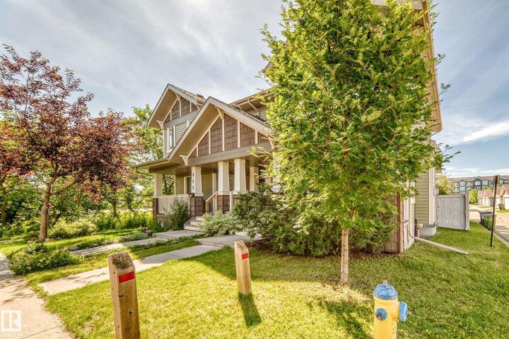 Property Photo: 827 Valour Mews Mews NW AB T5E 6P5
