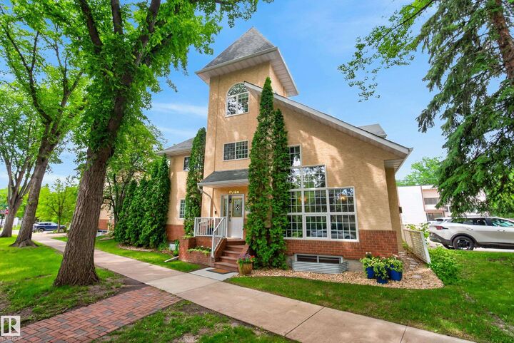 10746 University Avenue NW — photo 1