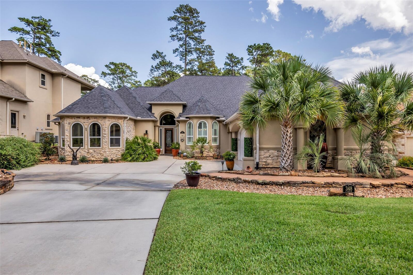 Property Photo: 348 W Pines Drive TX 77356