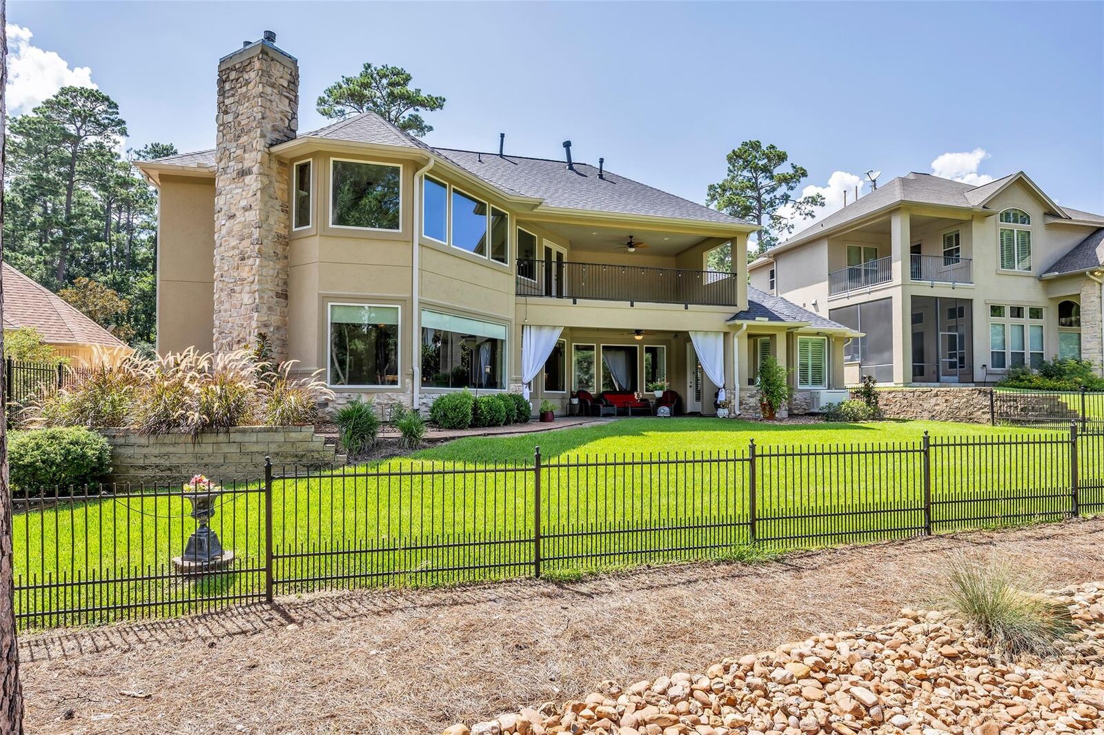 Property Photo:  348 W Pines Drive  TX 77356 
