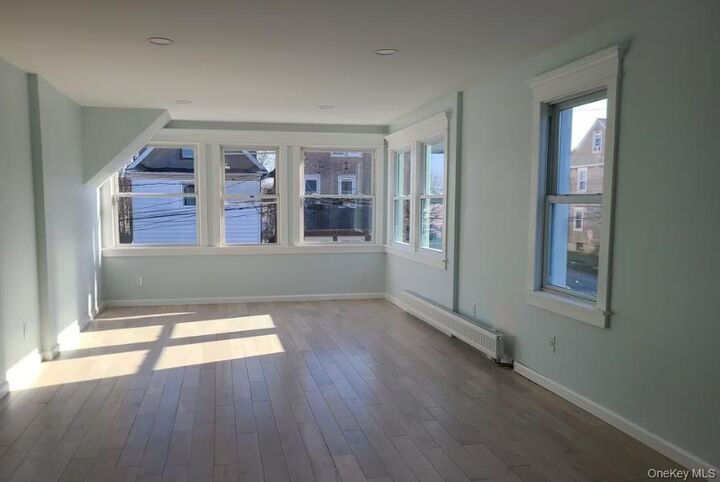 Property Photo:  75 St John's Place  NY 10801 