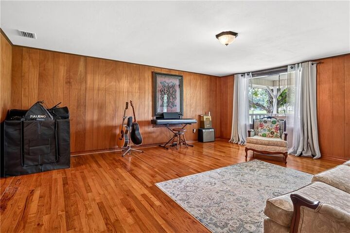 Property Photo: 8870 Broadus Loop Road AL 36613