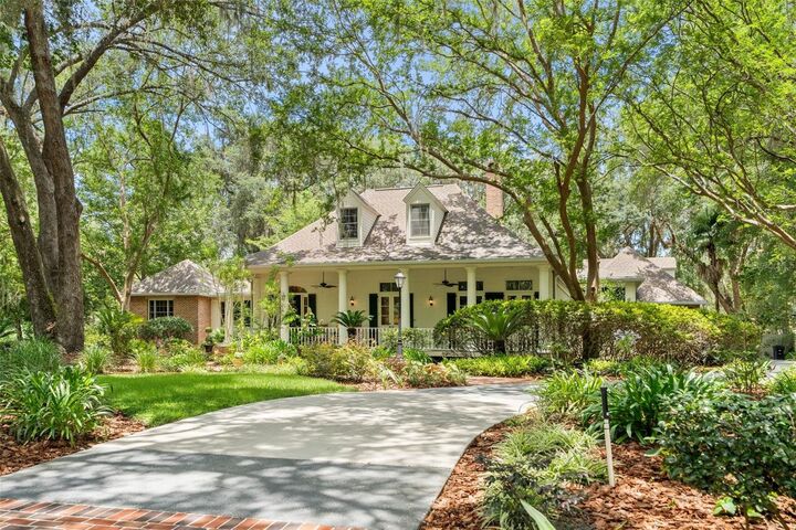 Property Photo: 9326 SW 53rd Lane FL 32608