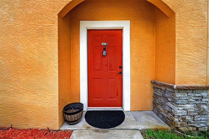 Property Photo: 2217 Tuscany Trace 7 FL 34683