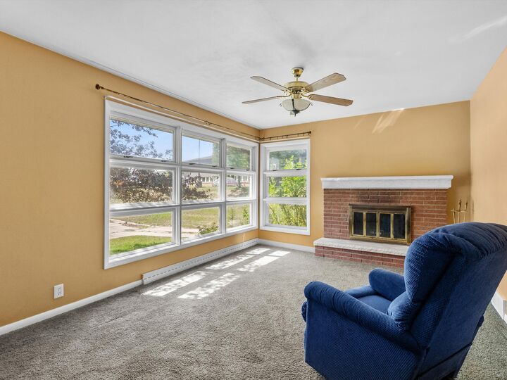 Property Photo: 1421 N 5th St WI 54220