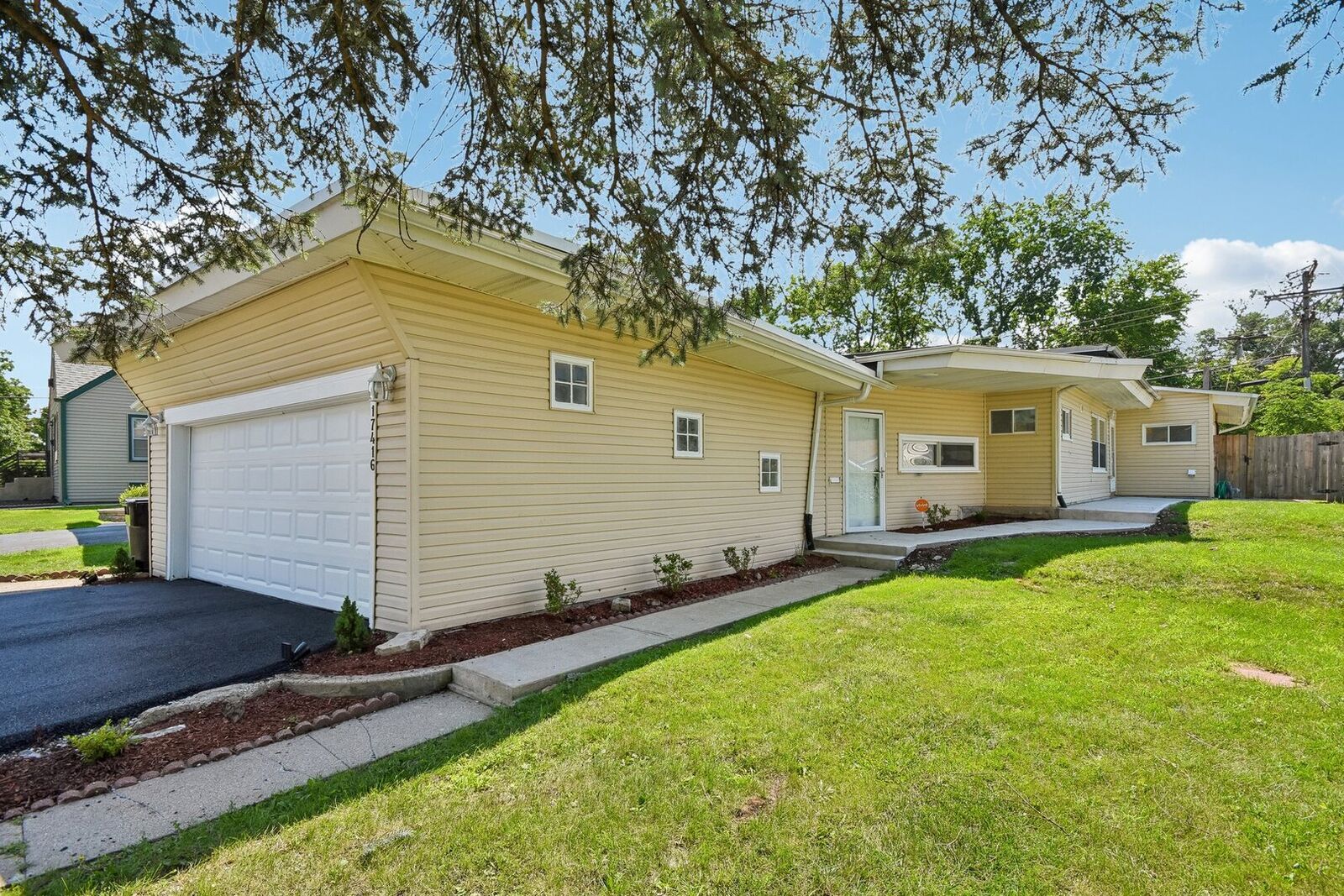 Property Photo: