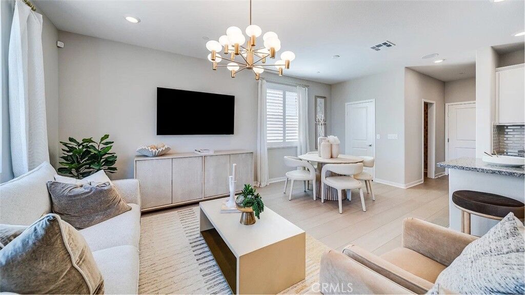 Property Photo:  2723 Cloudview Privado  CA 91761 