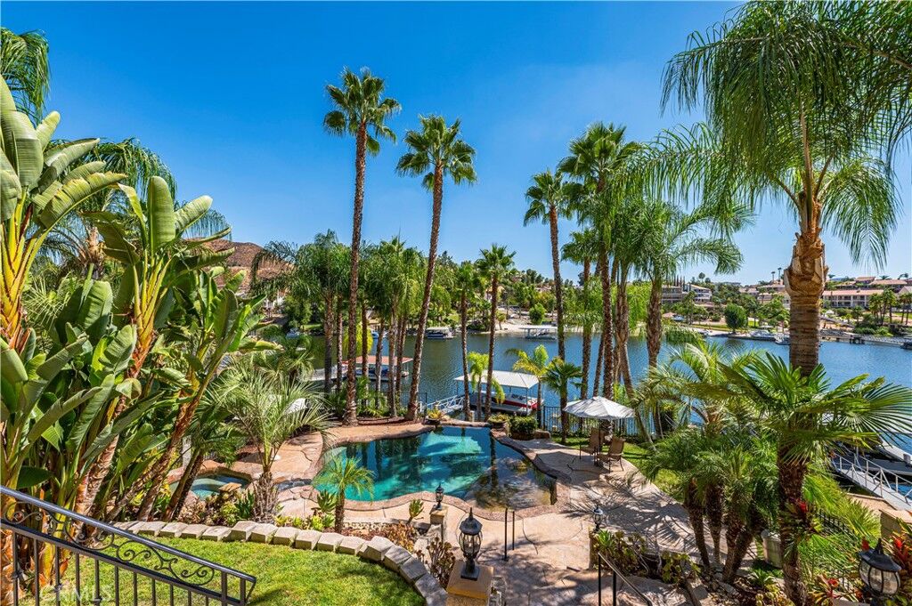 Property Photo:  22166 W San Joaquin Drive W  CA 92587 