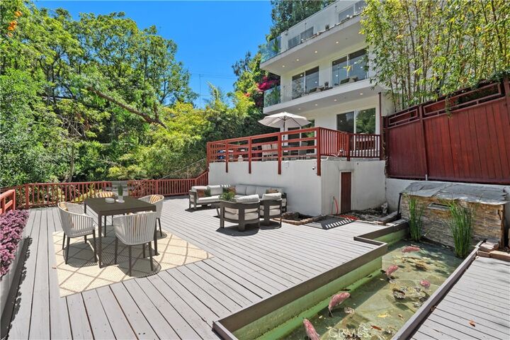 Property Photo: 7670 Woodrow Wilson CA 90046
