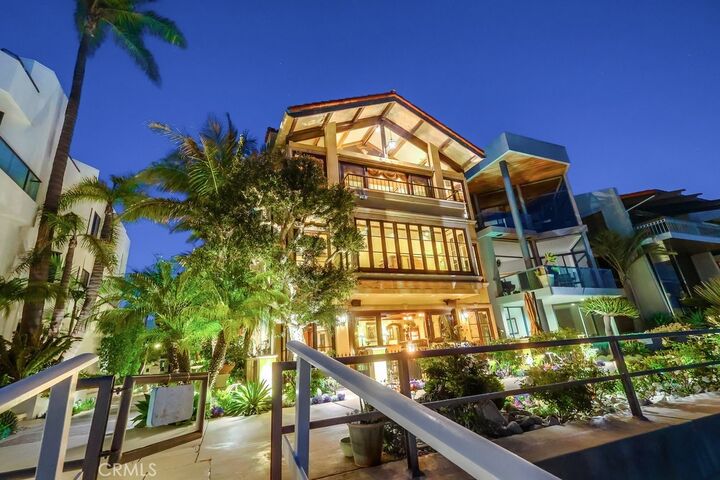 Property Photo: 6048 Lido CA 90803