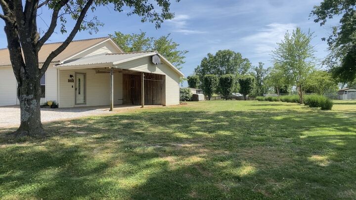 Property Photo:  3 Bonnertown Rd  TN 38457 