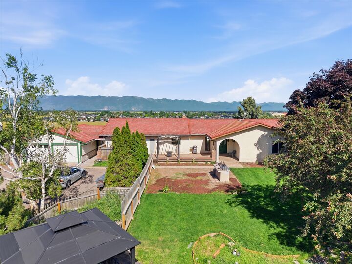 Property Photo:  605 Farm View Lane  MT 59901 