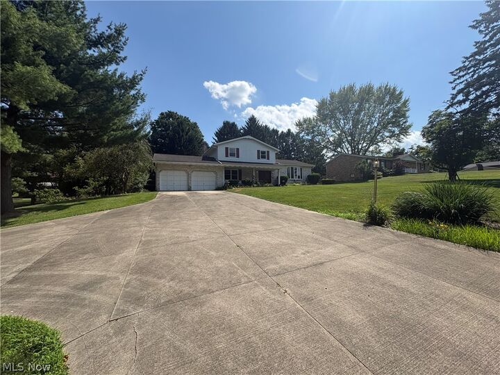 Property Photo: 3066 Lake Center Street NW OH 44685