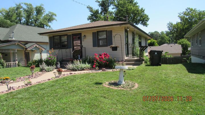 Property Photo: 122 S Casselman IA 51103