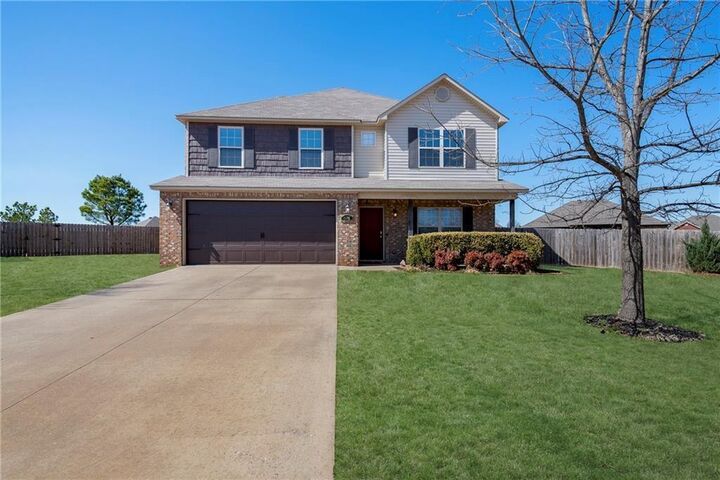 Property Photo:  5005 W Bay Court  AR 72758 
