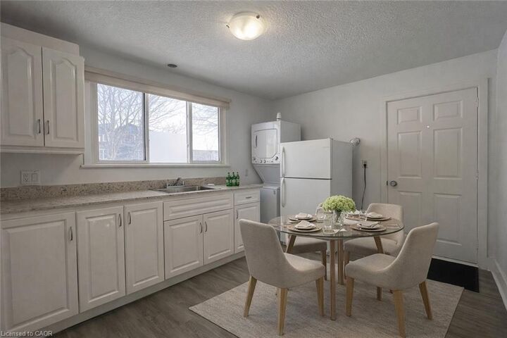 Property Photo:  168 Fifth Avenue 3  ON N2C 1P7 