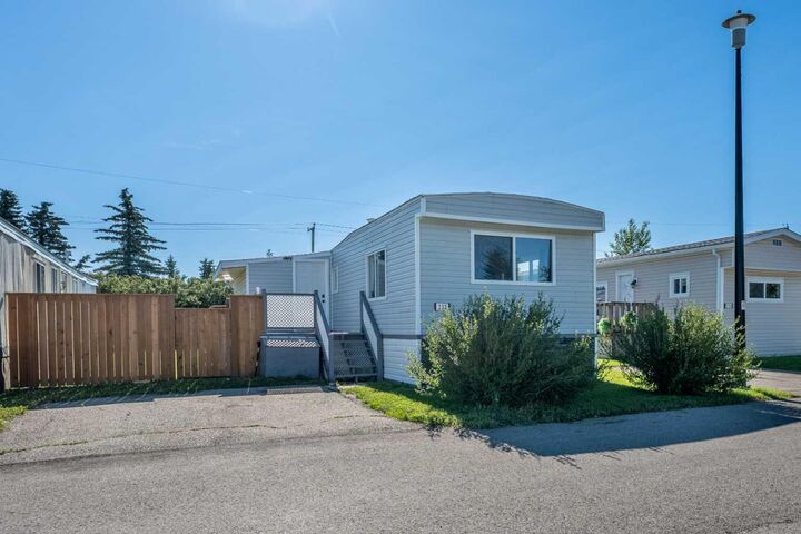 Property Photo: 232 Polar Avenue NE AB T1V 1J5