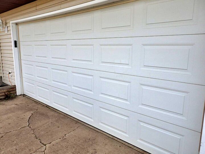 Property Photo:  6402 53 Avenue  AB T9X 1X4 