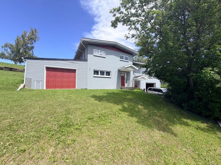 Property Photo:  771 Dundas Street  AB T0K 1W0 