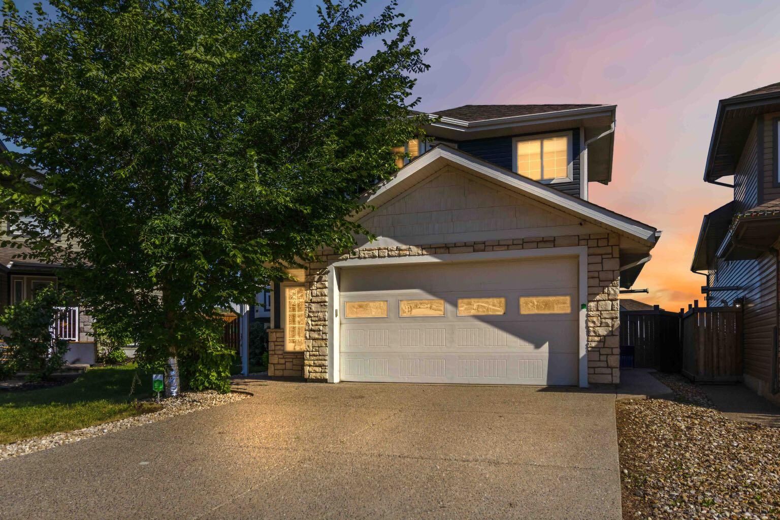 Property Photo:  172 Huberman Way  AB T9K 0Z9 