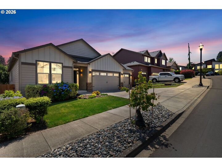 Property Photo:  2522 N P Cir  WA 98671 