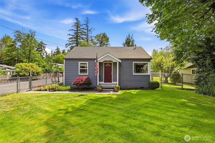 Property Photo: 36050 Military Road S WA 98001
