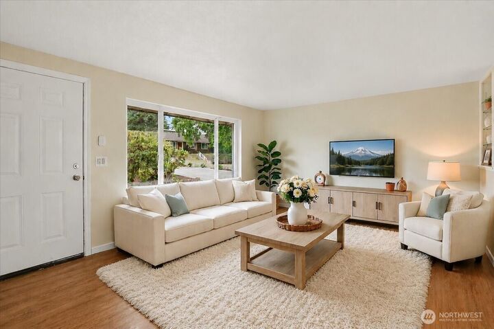 Property Photo: 851 Pierce Avenue NE WA 98056