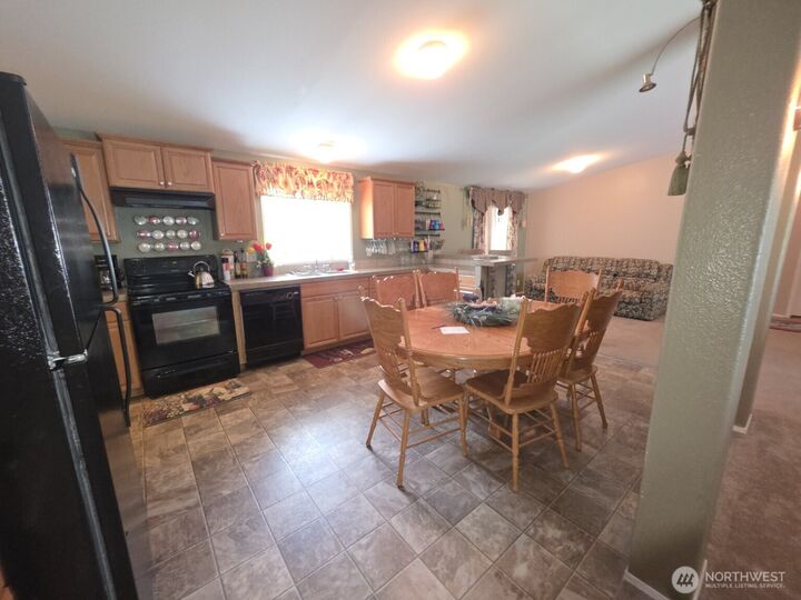 Property Photo:  24215  Y Lane  WA 98640 