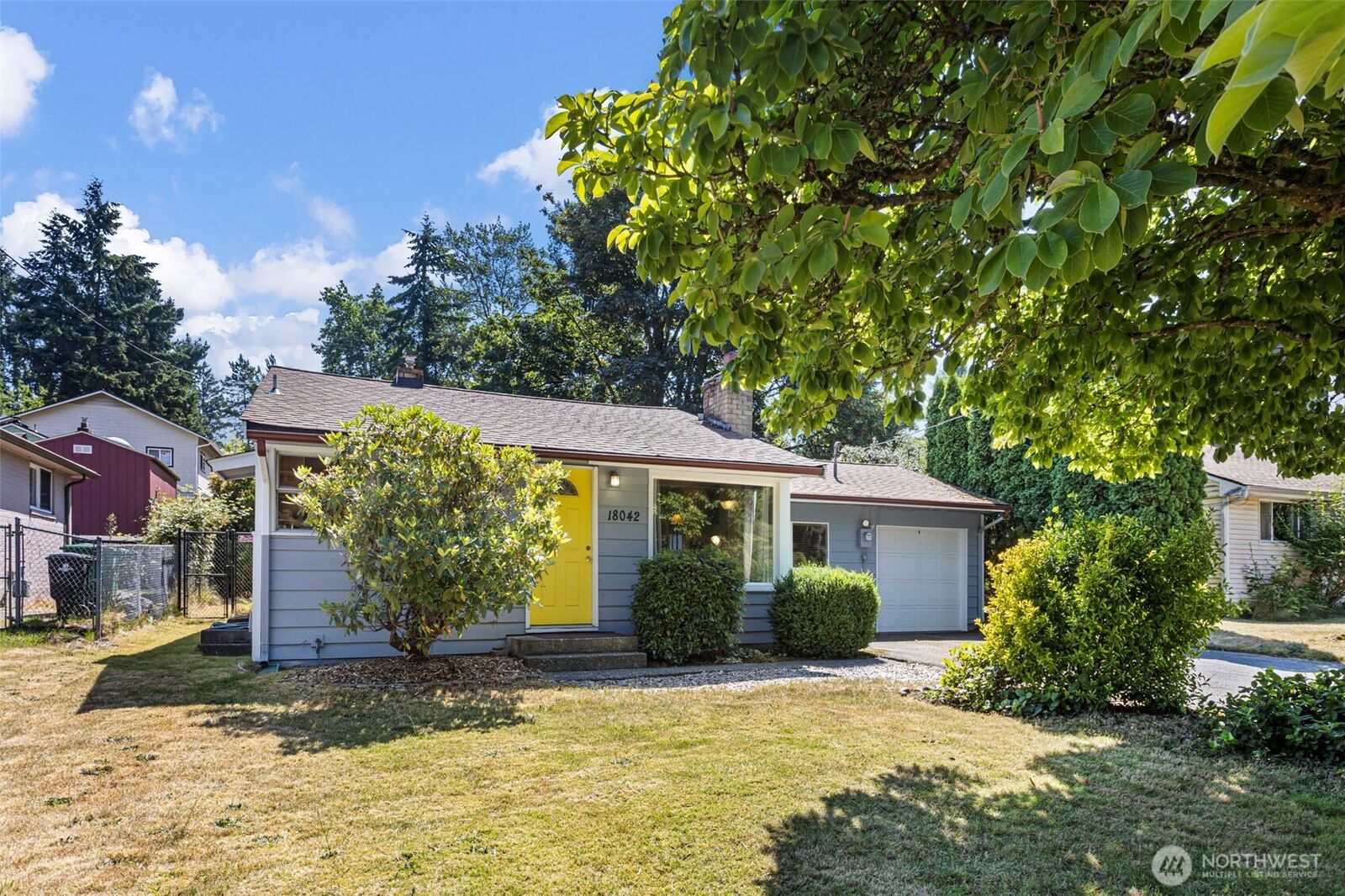Property Photo: 18042 10th Avenue NE WA 98155